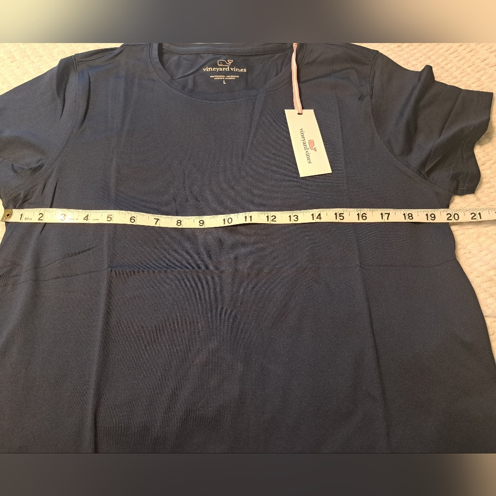 Vinyard Vines SS Performance Tee - Picture 12 of 13